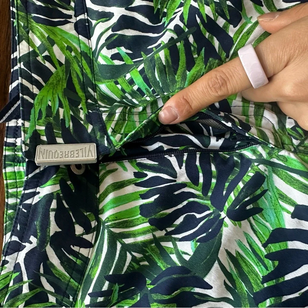 Vilebrequin Green and Blue Leaf Moorea-style swim trunks Shorts - Picture 7 of 14